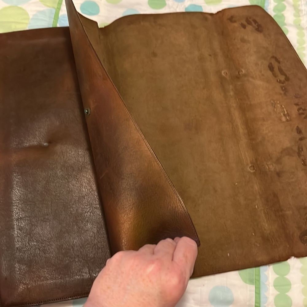 Vintage leather clutch wrap - Picture 2 of 8